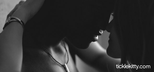 The Kissing Technique You Should Try On Your Girl Tonight